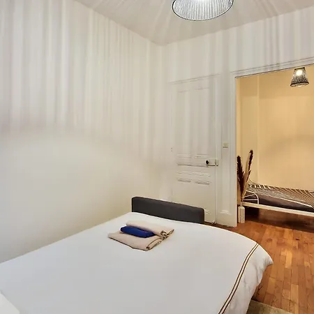 L'Oasis Urbaine - Spacieux Et Elegant Pour 5 Pers Saint-Fons Exterior photo